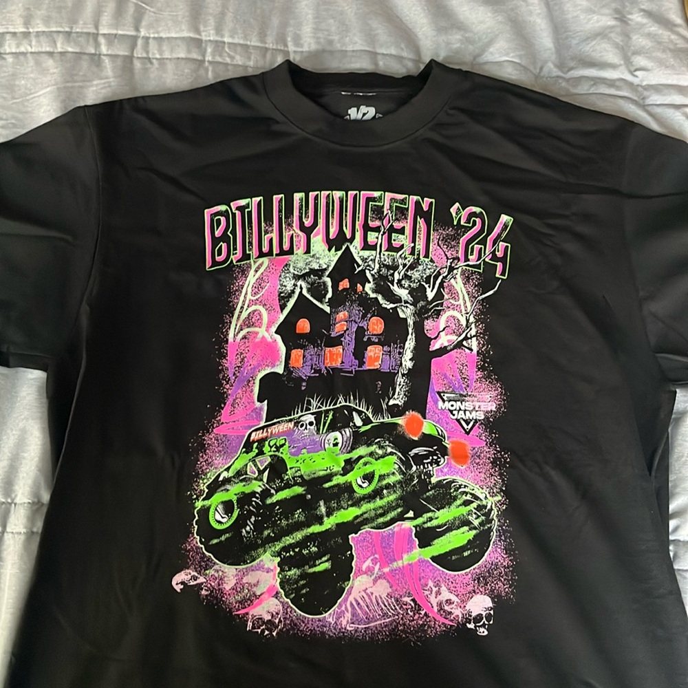 Brand New Rare Billy Strings shirt